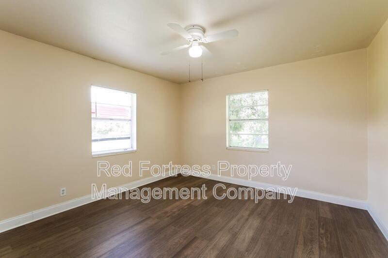 Building Photo - 4555 Jersey Rd