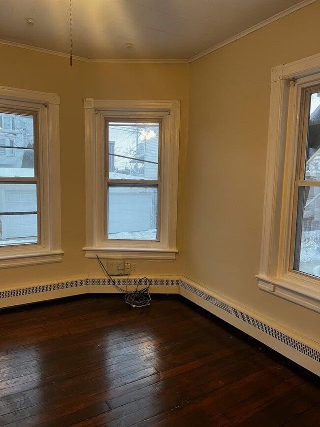 Building Photo - 629 N Jefferson St