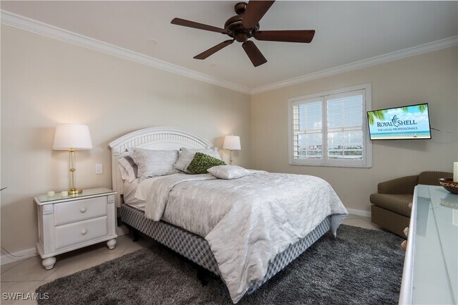 Building Photo - 271 Southbay Dr