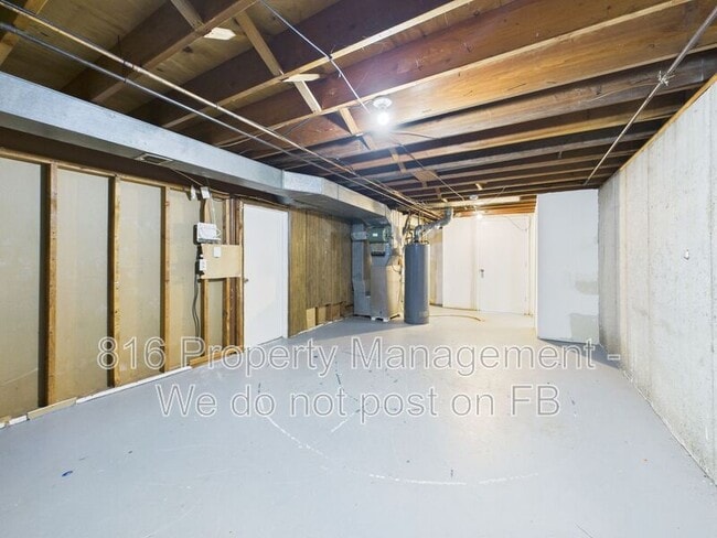 Building Photo - 817 N Choctaw Ave