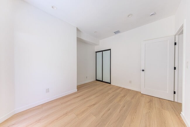 Building Photo - 1954 Purdue Ave