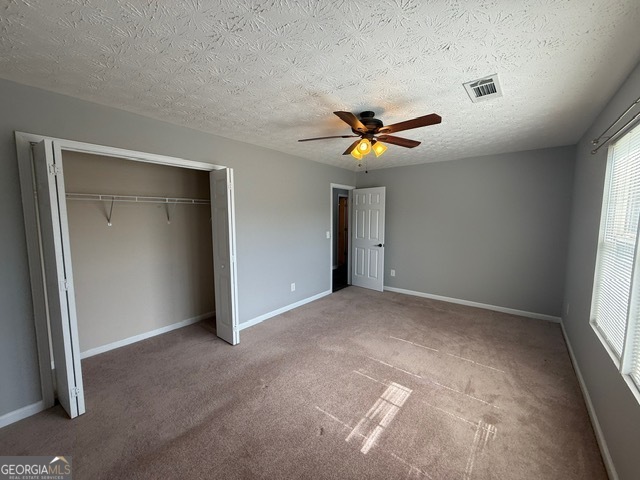 Building Photo - 221 Cody Dr