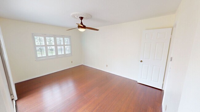 Building Photo - $500 OFF MOVE IN SPECIAL |  3 Bedroom Home