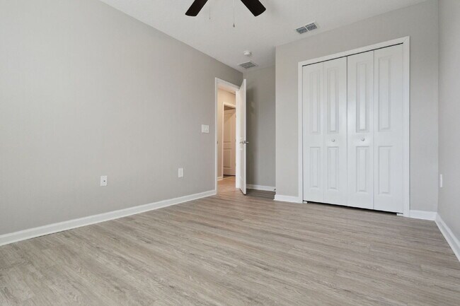 Building Photo - Spacious 4-Bed Retreat with 2.5 Baths in Davenport, FL – Your Next Rental Home Awaits!