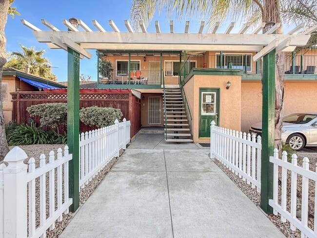 Building Photo - 1890 Scott Blvd