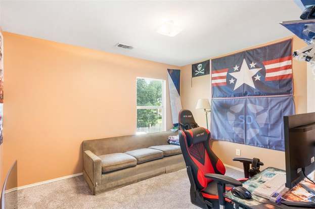 Building Photo - 17523 Poplar Canyon Ln