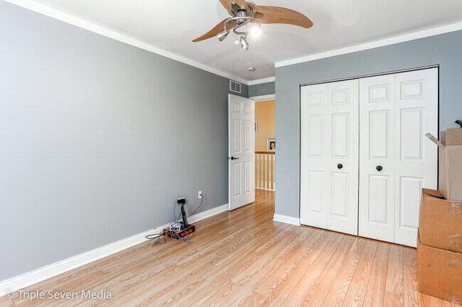 Building Photo - 8126 160th St