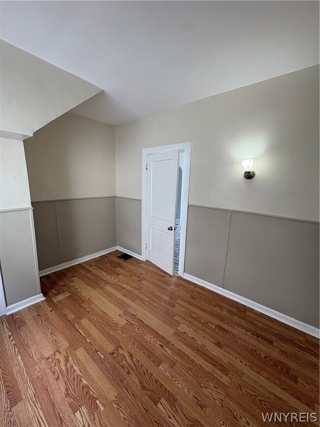 Building Photo - 233 Laird Ave