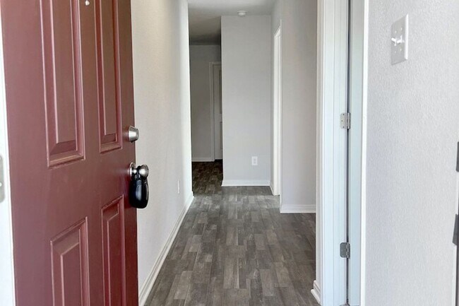 Building Photo - The home is a 1 story, 2 car garage 3 bedrooms, 2 full baths. Open floor plan from the kitchen ar...