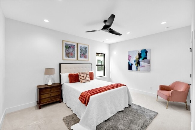 Building Photo - 10437 Milkweed Ct