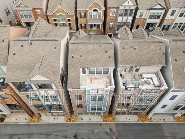 Building Photo - 609 Broadview Terrace NE