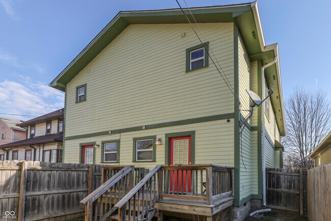 Building Photo - 2322 Alabama St