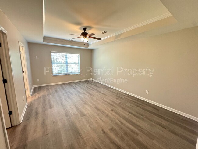 Building Photo - 3368 Pennington Dr