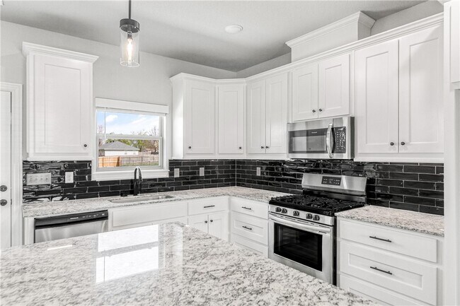 Building Photo - 2308 John W Montgomery Cir