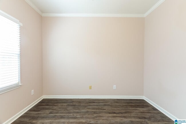 Building Photo - 816 Rockhurst Ln