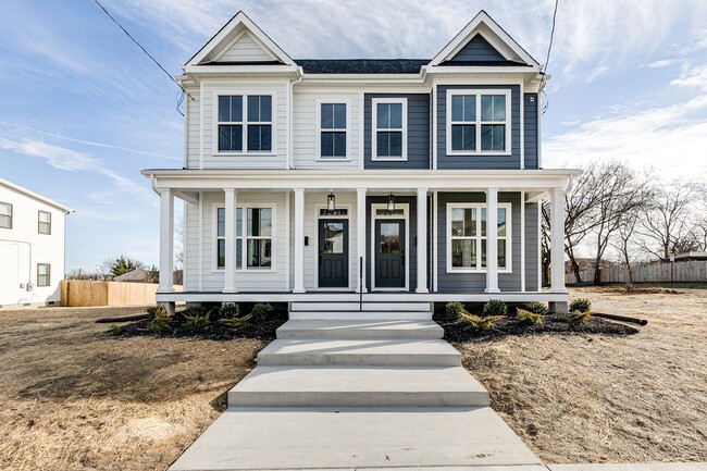 Building Photo - BRAND NEW 3 Bedroom 2.5 Bath Homes Availab...