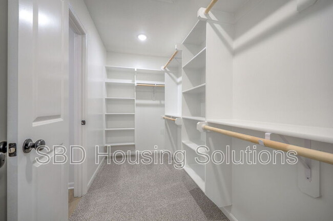 Building Photo - 9031 E 85th Pl