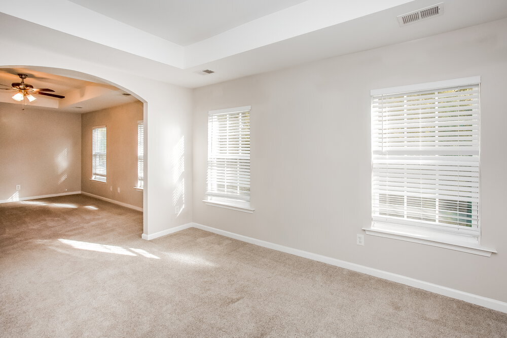 Building Photo - 5104 Abercromby St