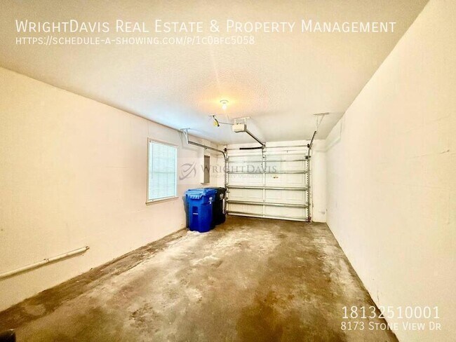 Building Photo - 8173 Stone View Dr