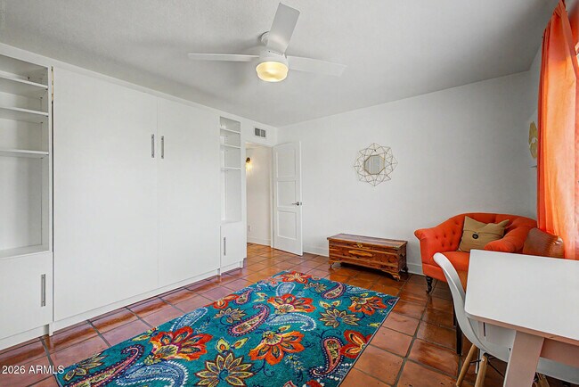 Building Photo - 4718 N 77th Pl