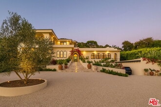 Building Photo - 30125 Harvester Rd