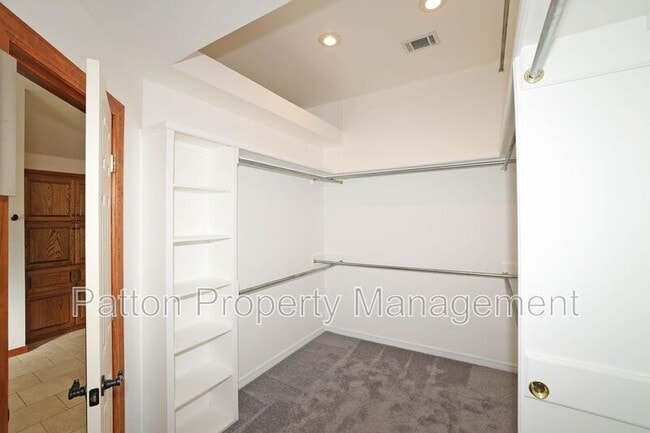 Building Photo - 8107 Progress Dr