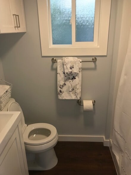 Building Photo - 109 Hawthorn Way