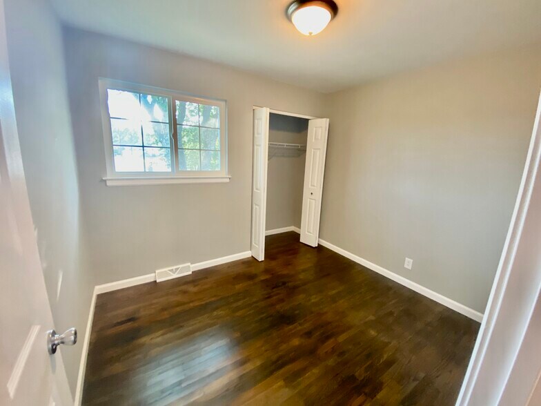 Main floor bedroom 3 - 312 Crestview Dr