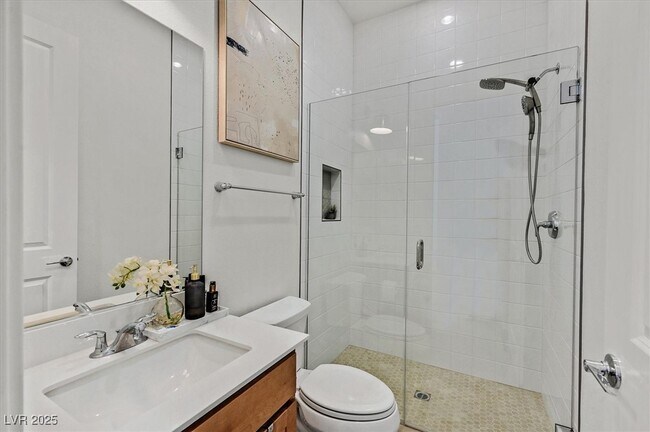 Building Photo - 10112 Pleasant Knoll Ave