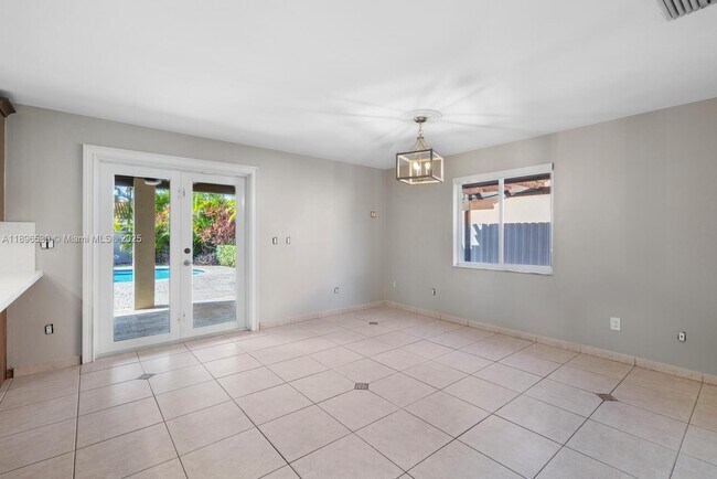 Building Photo - 14020 SW 38th St