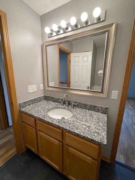 Building Photo - 7832 Harvest Lane