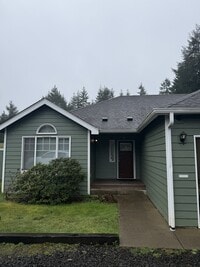 Building Photo - 1480 SE Cole Rd