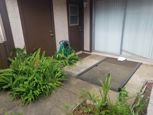 Building Photo - 209 Westwood Dr