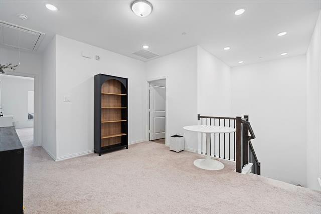 Building Photo - 6435 Baritone Ct