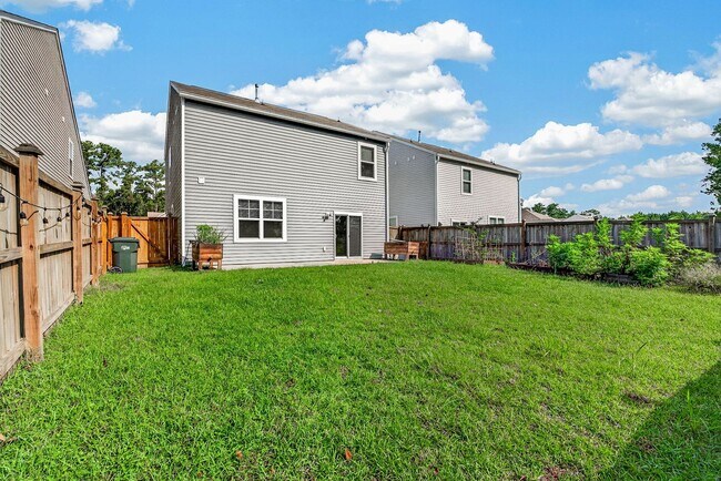 Building Photo - 123 Sweet Cherry Ln