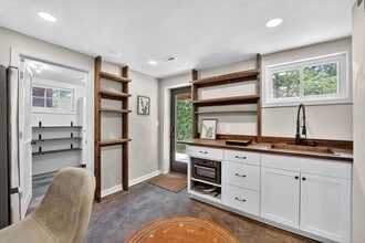 Building Photo - Boho Retreat in the Heart of Cheverly