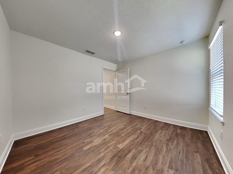 Building Photo - 12644 Percy Ln