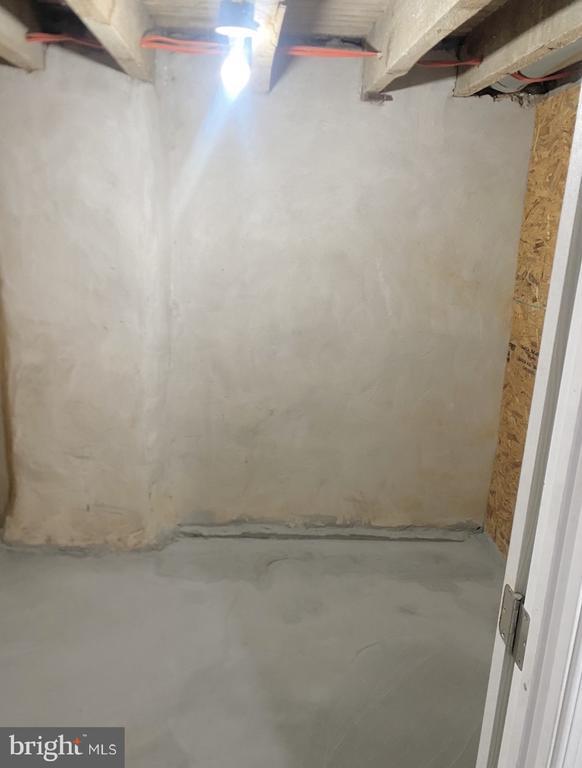 Building Photo - 2115 E Chelten Ave