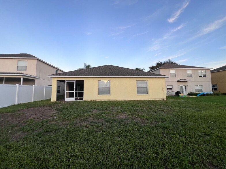 Building Photo - 1349 Gallberry Ct