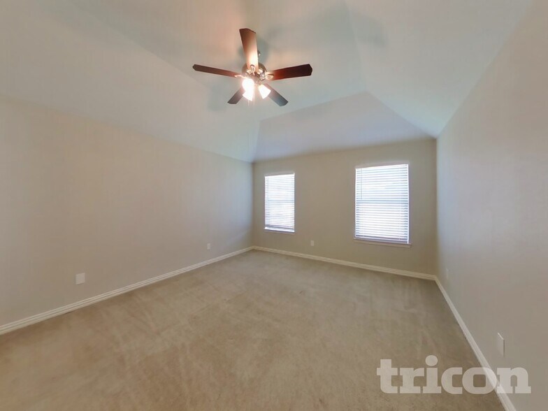 Building Photo - 207 Range Rd