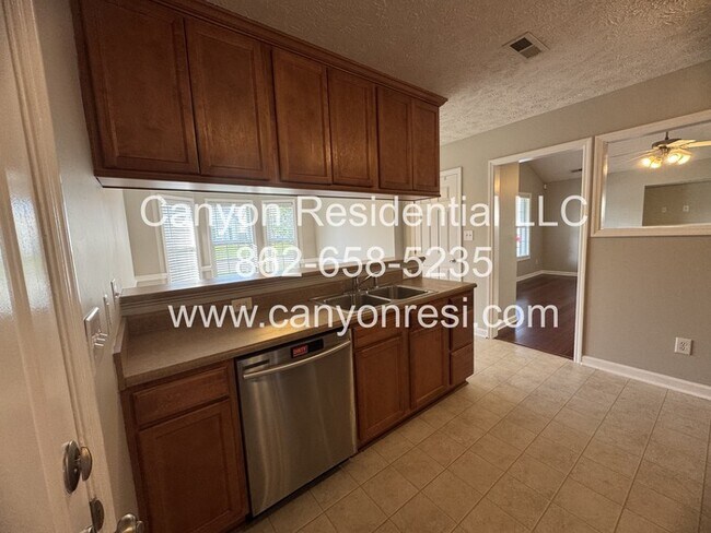 Building Photo - 1435 Oldstead Dr