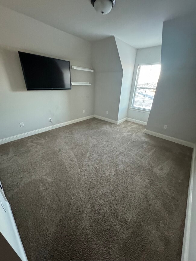 Bedroom 1 - 296 Pilatus Dr