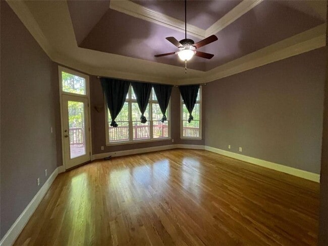 Building Photo - 1378 Greencrest Ct SW