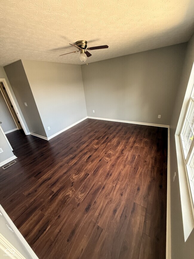 Building Photo - 7824 Newhall Way