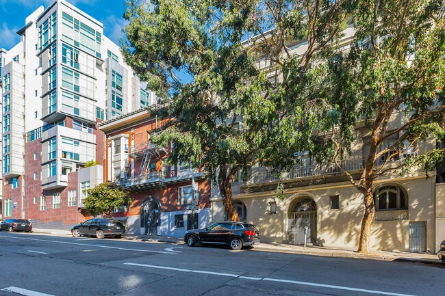 Building Photo - 1130 Larkin