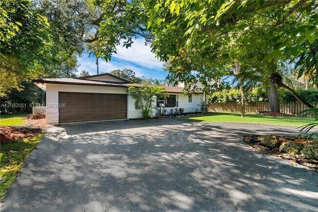 Building Photo - 2810 Riverland Rd