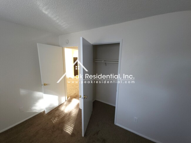 Building Photo - Marysville6042