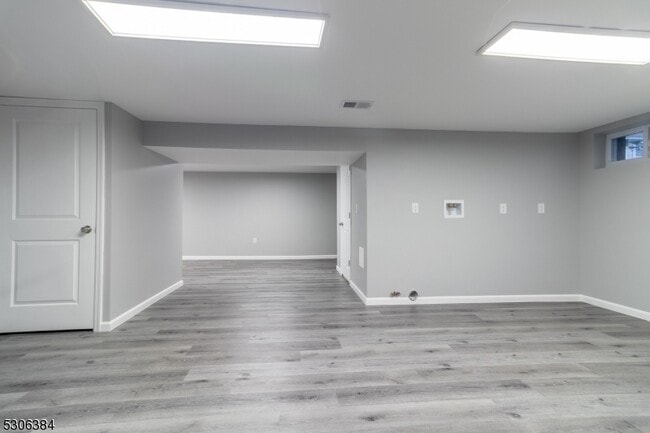 Building Photo - 205 Gordon Ave