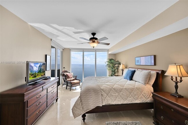 Building Photo - 1850 S Ocean Dr