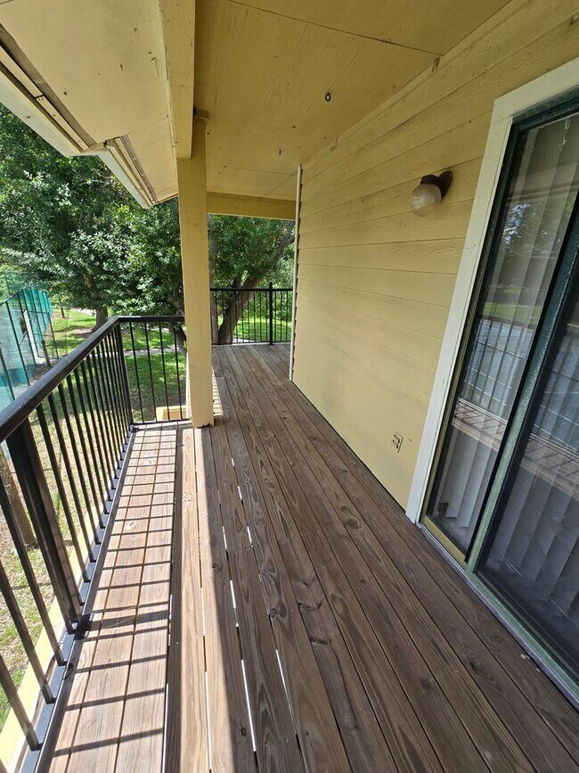 Building Photo - Charming One Bedroom for Rent in Tampa!